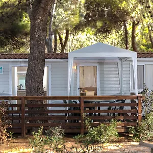 https://campeggio-giannella.it-tuscanyhotel.com